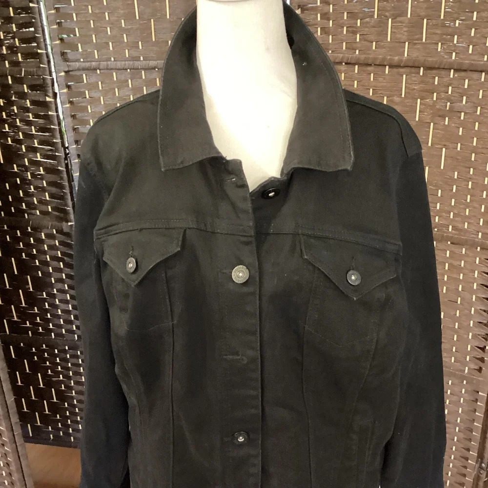 Embroidery Black Denim  Jacket - Prewashed.   PL